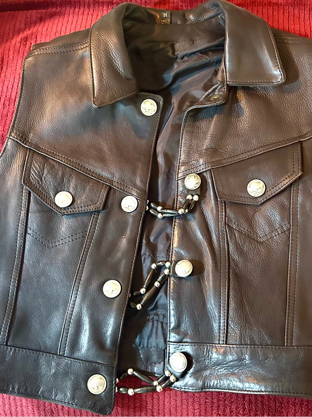 Ladies SZ M Black Leather Biker Vest With Buffalo Nickel Snaps & Extender Chains
